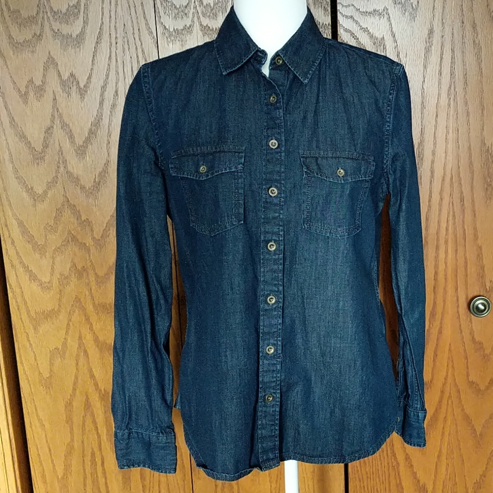 Banana Republic Soft Wash Denim Button up